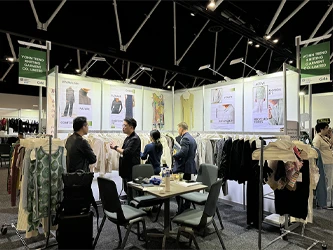 L'exposició d'accessoris tèxtils de roba comença amb Vonn Trend Knitting Garm...